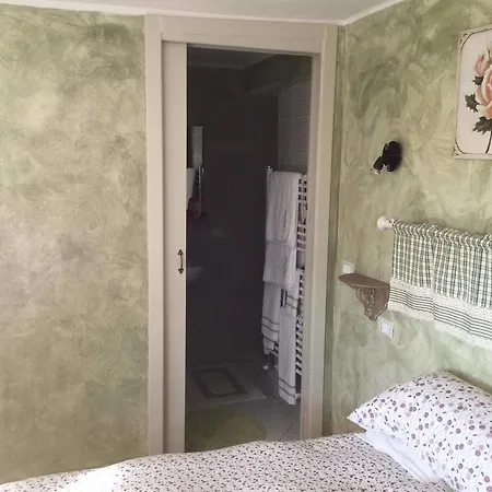 Bed & Breakfast Annaines *